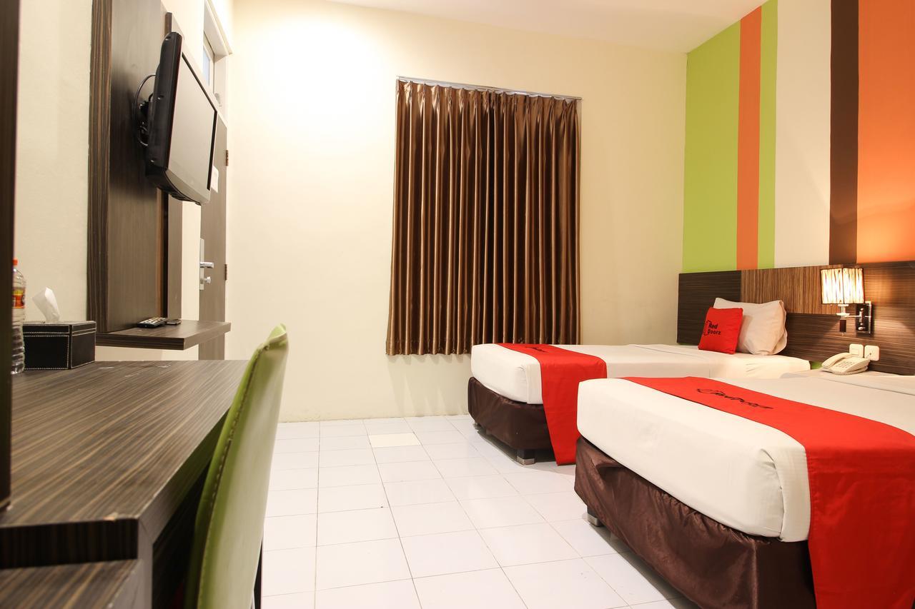 Reddoorz Plus Near Keraton Yogyakarta 2 Dış mekan fotoğraf