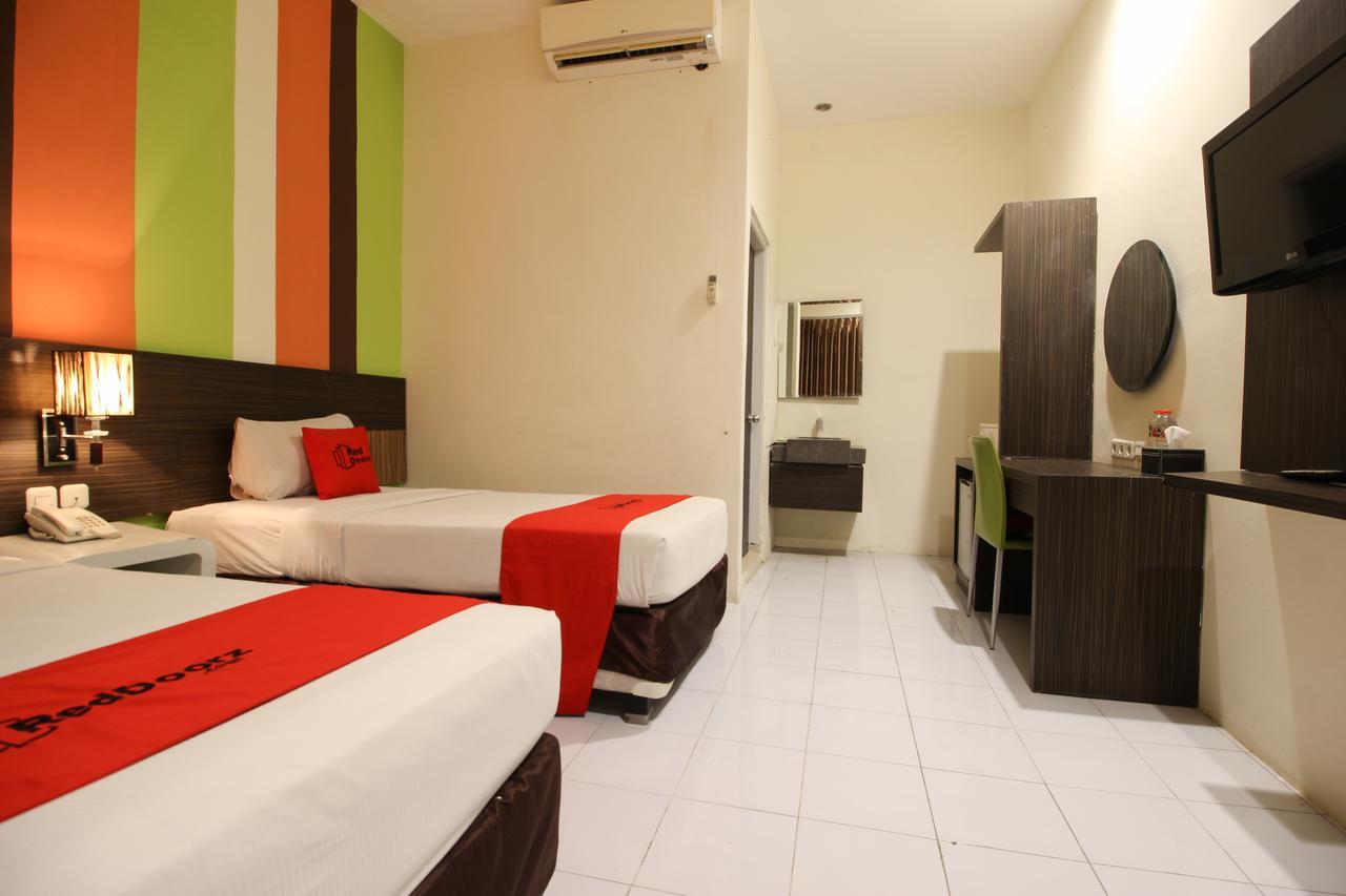 Reddoorz Plus Near Keraton Yogyakarta 2 Dış mekan fotoğraf