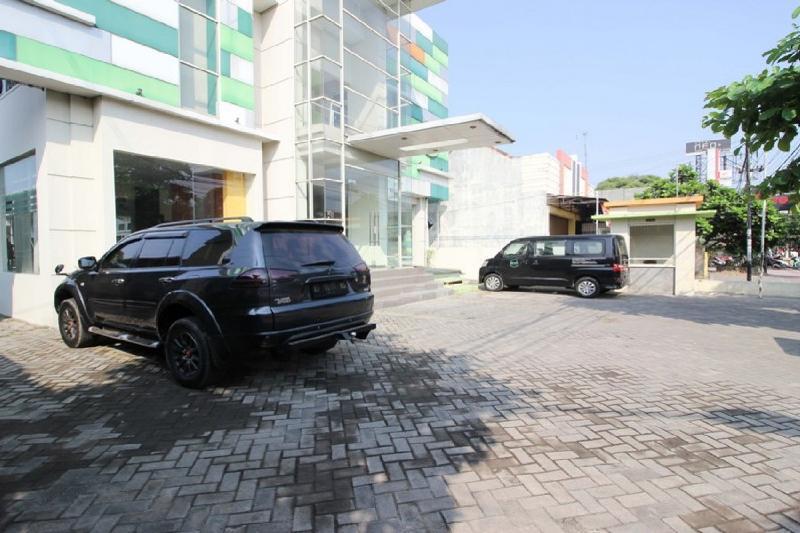 Reddoorz Plus Near Keraton Yogyakarta 2 Dış mekan fotoğraf